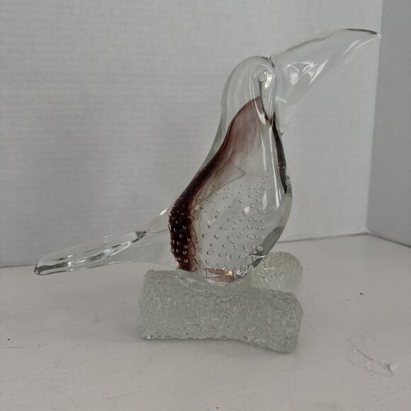 Toucan On Branch Art Glass With Controlled Bubbles And Red Swirls - Picture 6 of 10